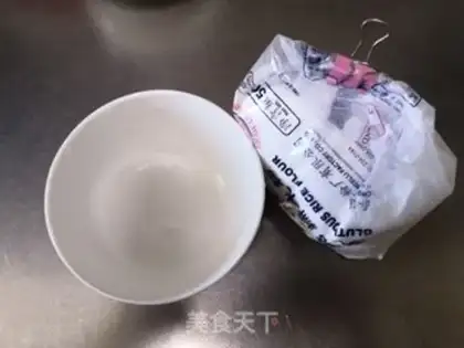 Make Strawberry Dafu step 0