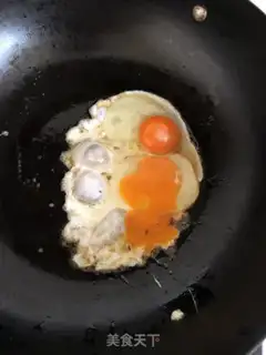 Make Sausage carrots, egg and rice step 2