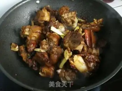 Make Red burning of pigs