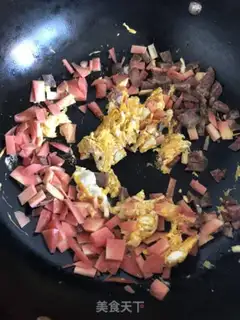 Make Sausage carrots, egg and rice step 4