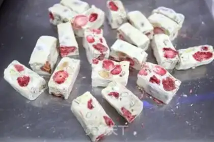 Make Strawberry and oxen step 11