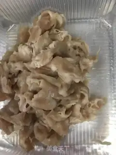 Make Sour soup, lamb cake step 1
