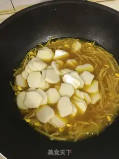 Make Sour soup, lamb cake step 3