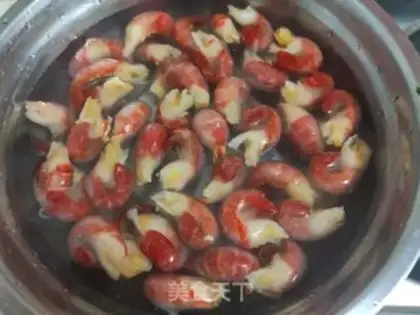 Make Spicy garlic lobster tail step 0
