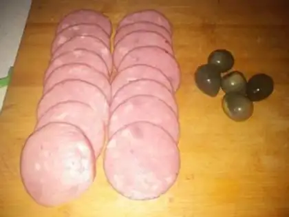Make Scrambled intestinal plate step 1