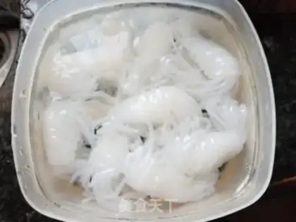 Make Squirt abalone and sea cucumber step 6