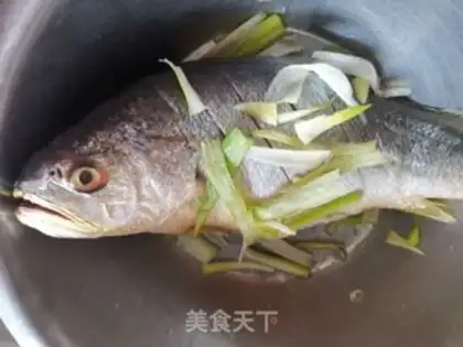 Make Red-hot yellowfish step 2