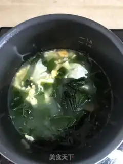 Make Fried omelet sprouts step 4