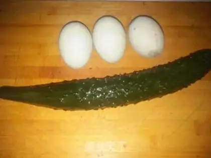 Make Frozen omelet rolls step 0