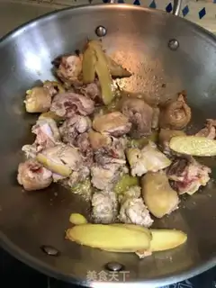 Make Three mushrooms of chicken step 2