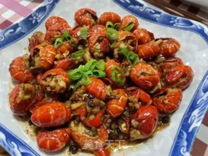Make Spicy garlic lobster tail step 15