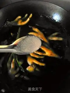 Make Hot chicken claws step 14