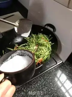 Make The green pepper and the cucumber step 2