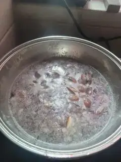Make Bean drums and garter step 1