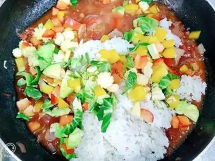 Make Beefball cheese rice step 3