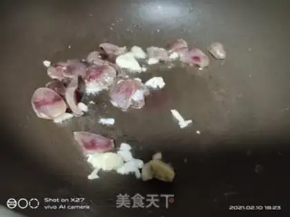 Make Spicy sausages step 1
