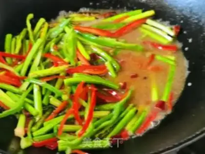 Make Garlic sprouts step 4