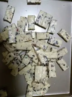 Make Cow Rolling Sugar step 10