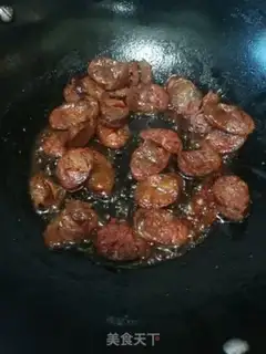 Make A pot of pepperoni step 3