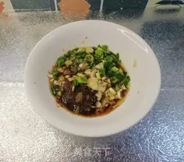 Make Garlic duck blood step 1
