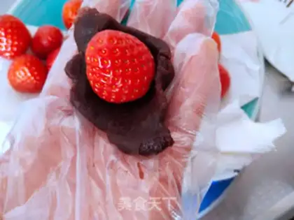 Make Strawberry Dafu step 3