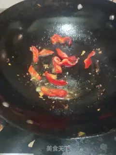 Make A pot of pepperoni step 8