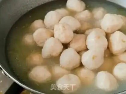 Make Squids boil fish balls step 2