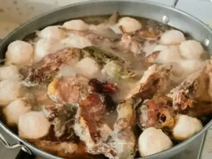 Make Squids boil fish balls step 6