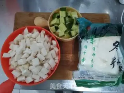 Make The apricot cucumbers step 1