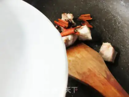Make Golden mushrooms and bean rolls step 4