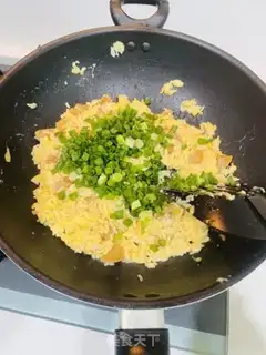 Make Abalone onion egg fried rice step 6