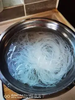 Make A garlic fan with a shrimp step 0