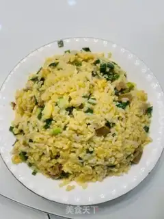 Make Abalone onion egg fried rice step 9