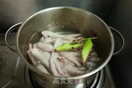 Make Lemon sour chicken claws step 2