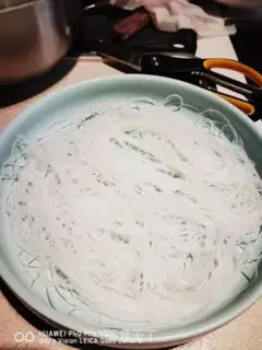 Make A garlic fan with a shrimp step 5