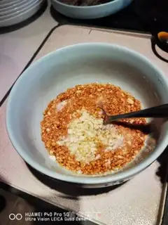 Make A garlic fan with a shrimp step 10