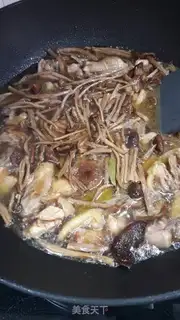 Make Tea mushroom chicken stew step 8