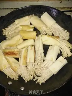 Make Golden mushrooms and bean rolls step 13