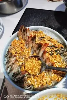 Make A garlic fan with a shrimp step 12