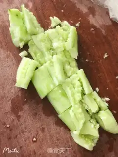 Make Hands on the cucumber step 1