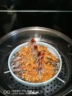 Make A garlic fan with a shrimp step 13
