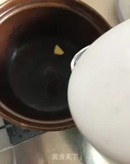 Make Scratch veggie soup step 2