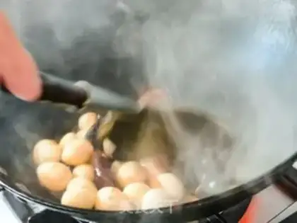 Make Meatball boiled quail eggs step 3