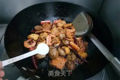 Make Spicy pot step 7