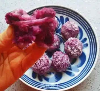 Make Potato rice balls step 12