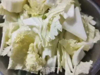 Make Pork sauerkraut step 1