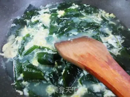 Make The dress and the omelet soup step 8
