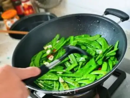 Make Clear the Dutch beans step 5