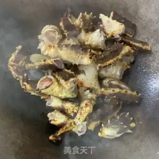 Make Cricket fried the crab leg step 5