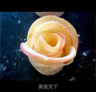 Make Apple roses step 7